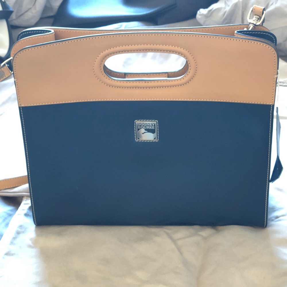 Dooney & Bourke Porthole Clutch